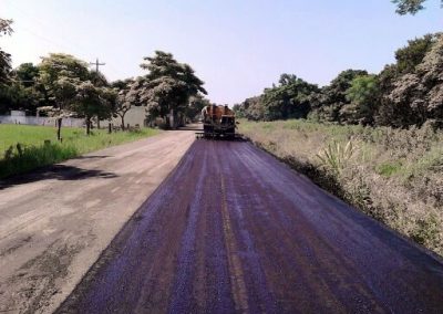 Reconstrucción de base hidráulica y carpeta Asfáltica en Tlalixcoyan, camino la Canelaria